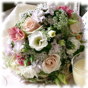 Las Flores - Flower&Gift Shop Gallery - please give us a feedback if image didn't show up...